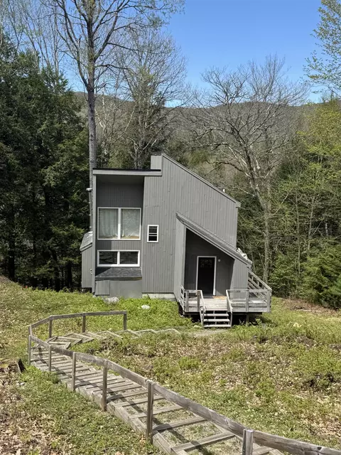 96 Doe Run, Thornton, NH 03285