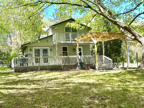 112 East Ave, Burlington, VT 05401