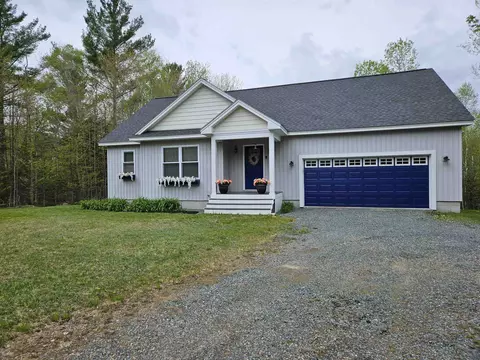 Exterior - 8 Mount Carter Dr, Gorham, NH 03581 photo 2 of 7