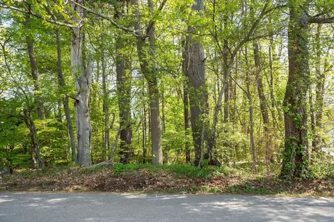 15 Cusack Rd, Hampton, NH 03842 photo 4
