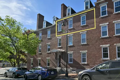 139 W Merrimack St #3, Manchester, NH 03101