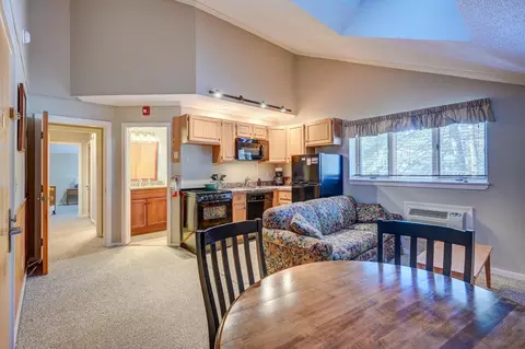 Dining - 6 River Run Dr # O, Bartlett, NH 03812 photo 5 of 5