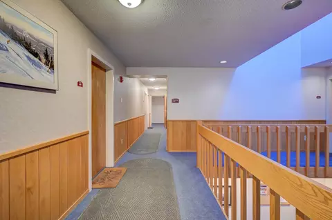 Entry Way - 6 River Run Dr # O, Bartlett, NH 03812 photo 2 of 4