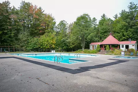 Exterior - 6 River Run Dr # O, Bartlett, NH 03812 photo 6 of 12