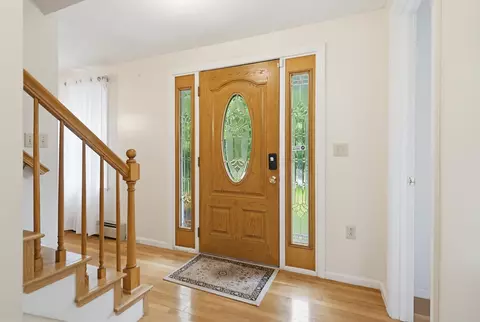 Entry Way - 2 Arthur Ave, Hooksett, NH 03106 photo 1 of 5