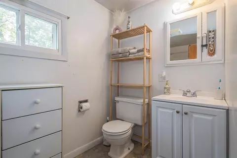 Bath - 848 882 826 Blue Star Dr, Castleton, VT 05735 photo 5 of 5