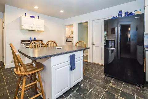 Kitchen - 848 882 826 Blue Star Dr, Castleton, VT 05735 photo 3 of 8
