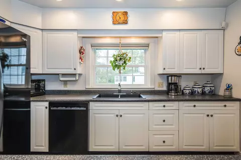 Kitchen - 848 882 826 Blue Star Dr, Castleton, VT 05735 photo 1 of 8
