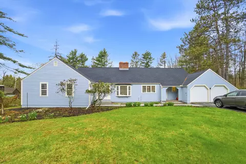 42 Blueberry Ln, Peterborough, NH 03458