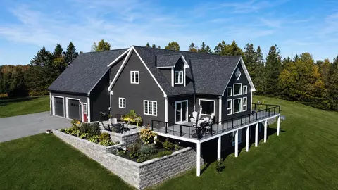 700 Whittier Rd, Derby Line, VT 05830