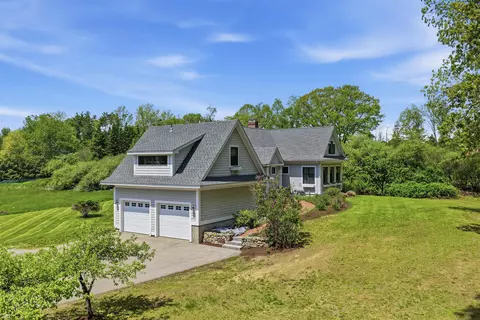 118 Perkins Rd, Madbury, NH 03823