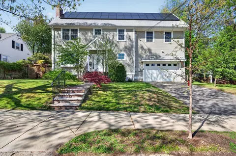 182 Adams Ave, Newton, MA 02465