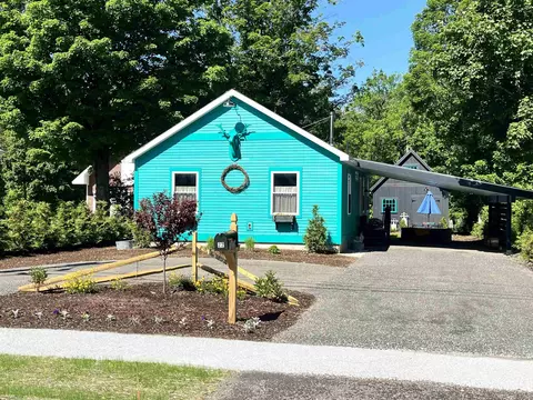 22 Marble St, Brandon, VT 05733