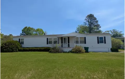 32 Skyline Dr, Rochester, NH 03867