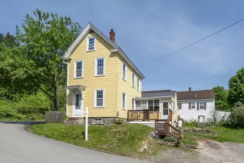 5 Pine Valley St, Wilton, NH 03086