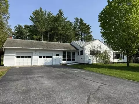 58 Hamilton Place Ext, Richford, VT 05476