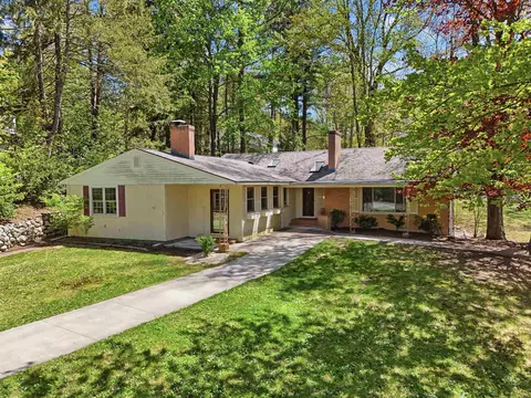 80 Webster St, Milford, NH 03055