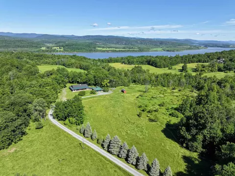 341 Turkey Farm Rd, Benson, VT 05731
