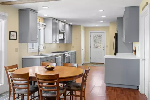366 Kirby Hollow Rd, Dorset, VT 05251
