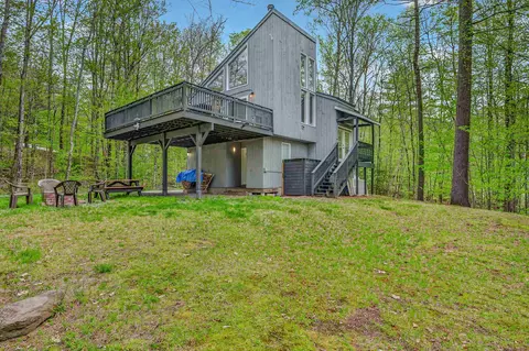 5 Bell Valley Rd, Campton, NH 03223