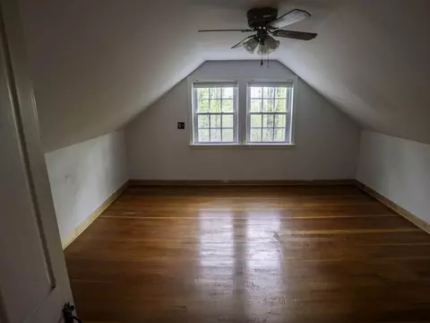 Bedroom - 8913 County Rd, Calais, VT 05648 photo 5 of 6