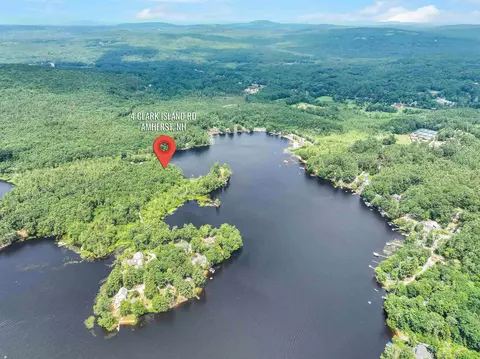4 Clark Island Rd, Amherst, NH 03031