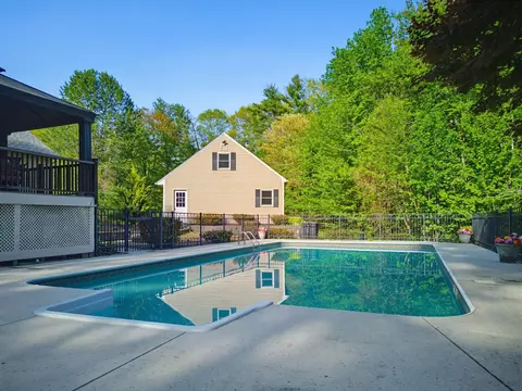 Exterior - 17 Dudley Rd, Brentwood, NH 03833 photo 7 of 14