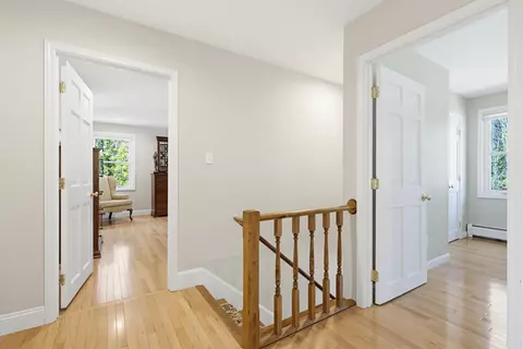 Entry Way - 17 Dudley Rd, Brentwood, NH 03833 photo 4 of 4