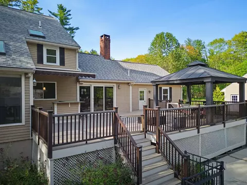 Exterior - 17 Dudley Rd, Brentwood, NH 03833 photo 3 of 14