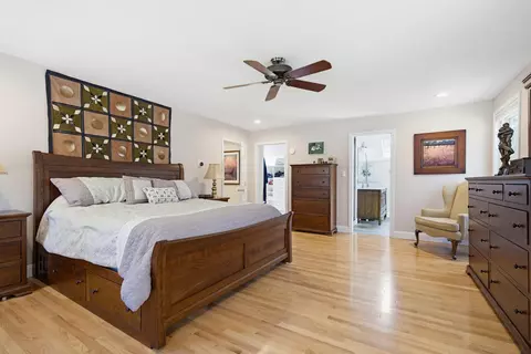 Bedroom - 17 Dudley Rd, Brentwood, NH 03833 photo 1 of 5