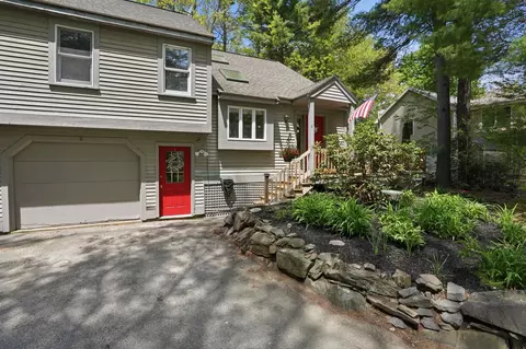 3 Purington Ln #B, Hampton, NH 03842