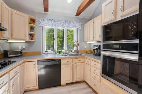 Kitchen - 3 Purington Ln #B, Hampton, NH 03842 photo 1 of 2