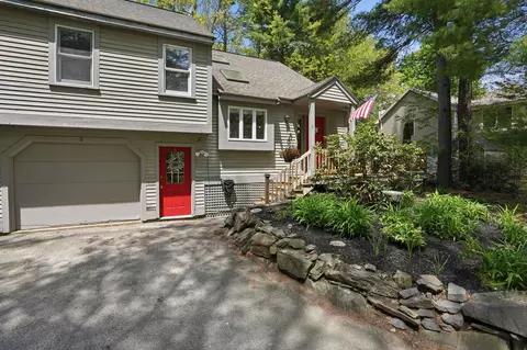 3 Purington Ln #B, Hampton, NH 03842