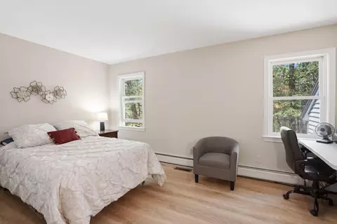 Bedroom - 3 Purington Ln #B, Hampton, NH 03842 photo 4 of 6
