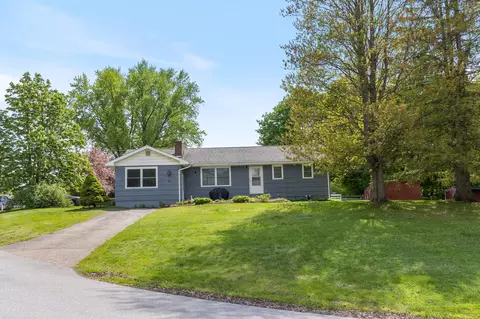47 Cherry St, Milton, VT 05468
