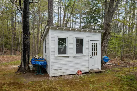 Exterior - 95 Albany Ave, Bartlett, NH 03812 photo 4 of 5