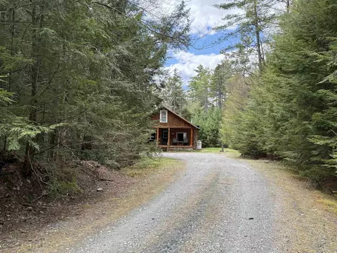 37 Maple Rd, Canaan, NH 03741