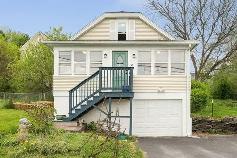 53 Bassett St, Barre, VT 05641