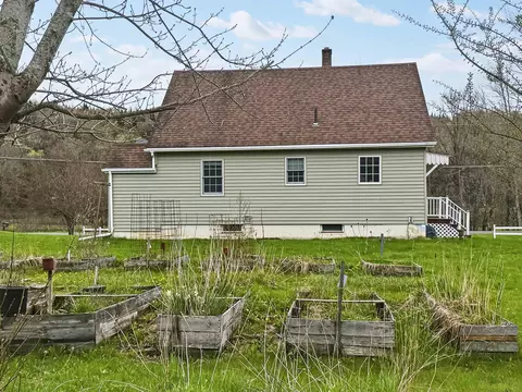 Exterior - 347 River Rd, Canaan, VT 05902 photo 2 of 7