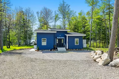 241 Shore Dr N, Bristol, NH 03222