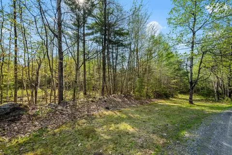 82 Bear Paw Trl, Littleton, NH 03561