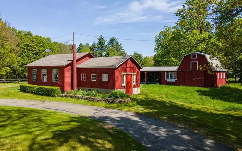 Exterior - 253 Ramsay Hill Rd, Walpole, NH 03608 photo 5 of 18