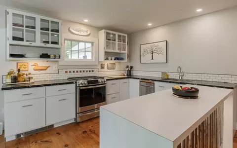 Kitchen - 253 Ramsay Hill Rd, Walpole, NH 03608 photo 2 of 4