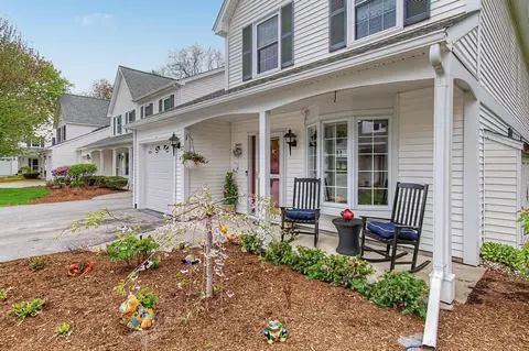 630 Hinesburg Rd #17, South Burlington, VT 05403