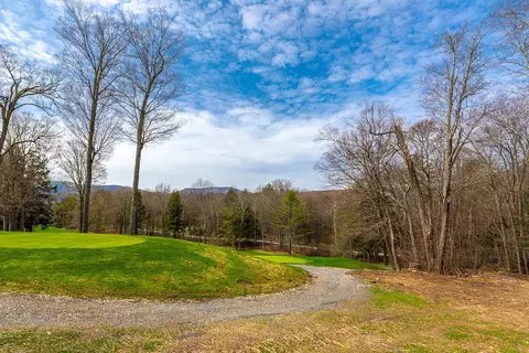 530 Finbars Forest Rd, Manchester, VT 05255