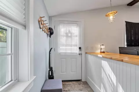 Entry Way - 28-30 Thorwald Ave, Hampton, NH 03842 photo 2 of 2