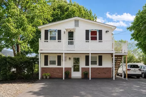 28-30 Thorwald Ave, Hampton, NH 03842