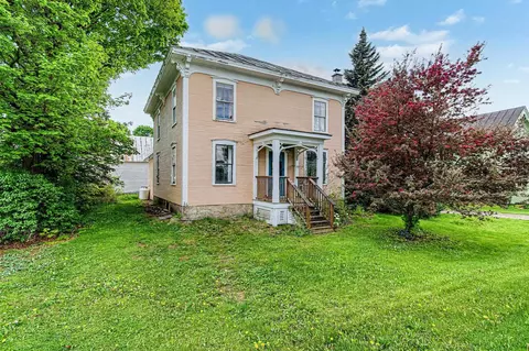 498 Montgomery Rd, Berkshire, VT 05447