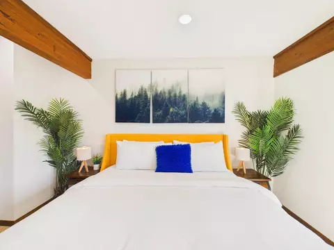 Bedroom - 774 E Mountain Rd #E6, Killington, VT 05751 photo 5 of 10