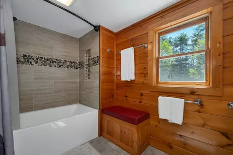 Bath - 6 Percy Dr, Wolfeboro, NH 03894 photo 4 of 5